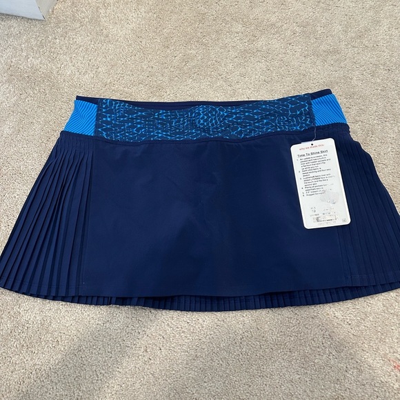 Lululemon Time To Shine Skirt 10 NWT - Picture 6 of 7